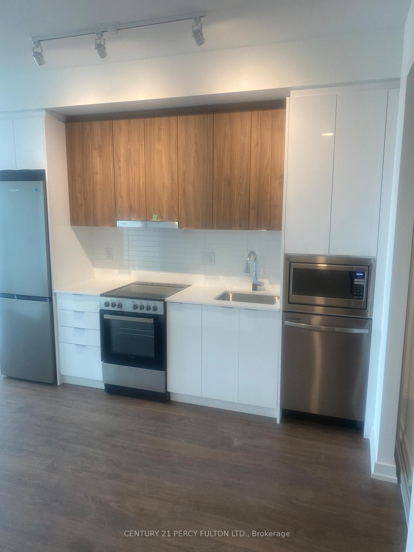 9751 Markham Road Unit B2406 photo 17