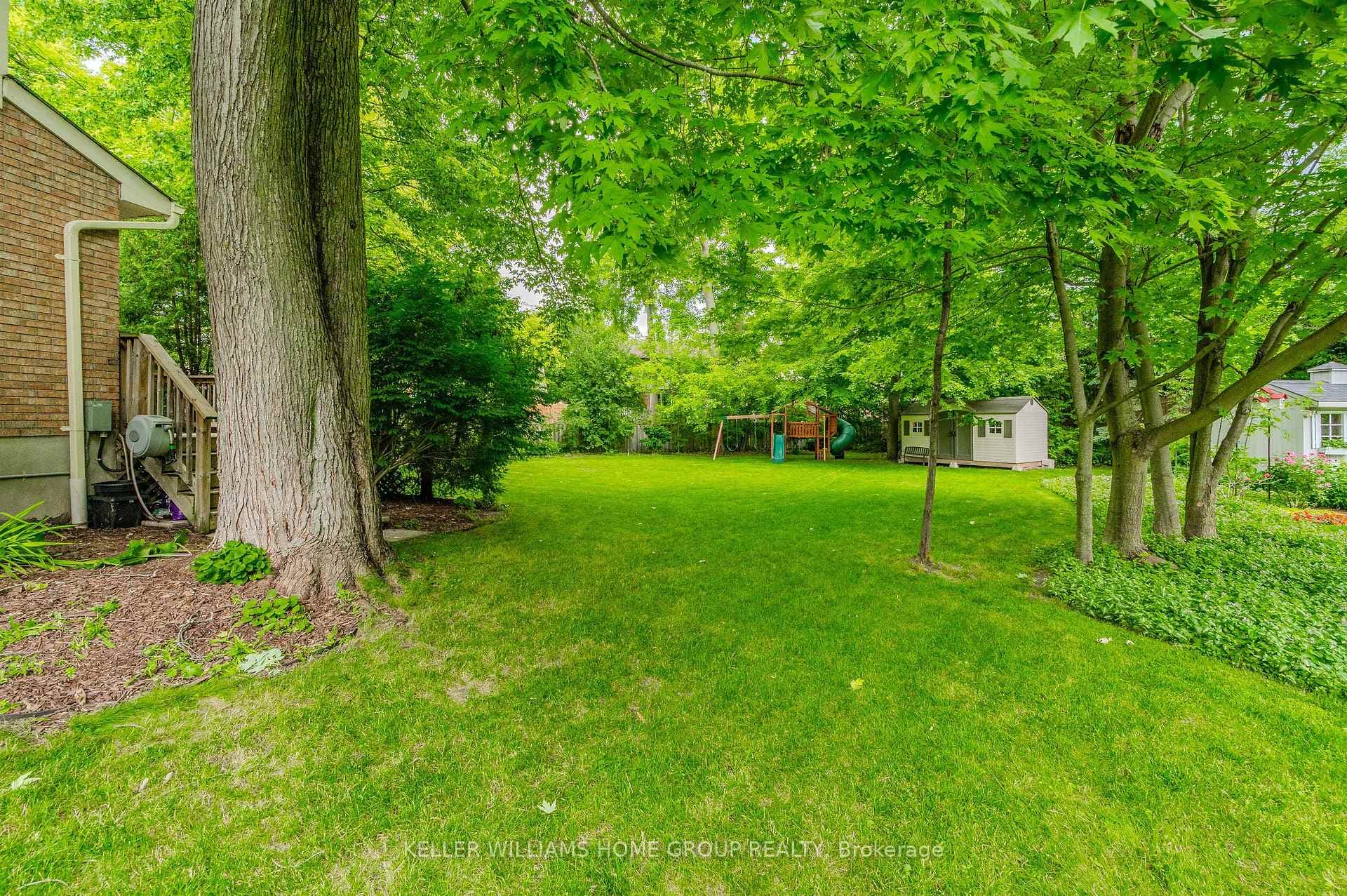 17 Sugarbush Place photo 38