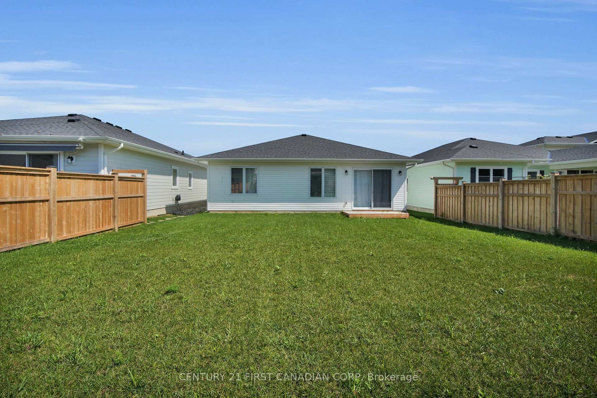 32 REGATTA Way photo 9