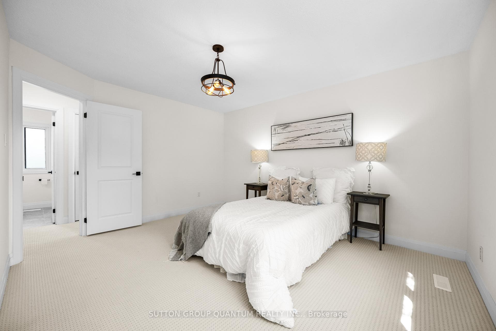 1144 Jamesway Boulevard photo 17