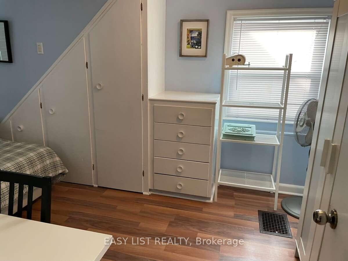 61 Anndale Drive photo 10