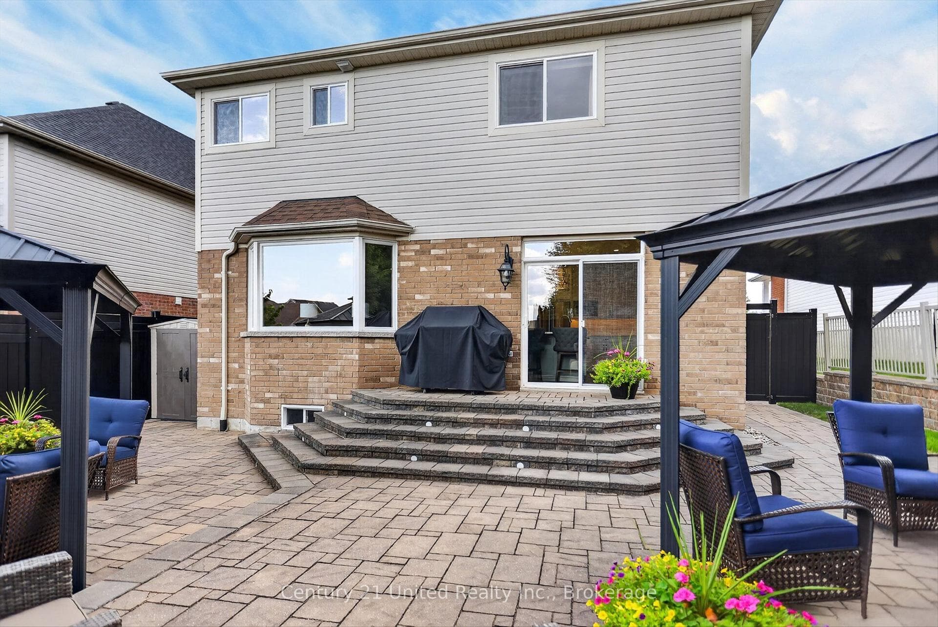 1184 Scollard Drive photo 47