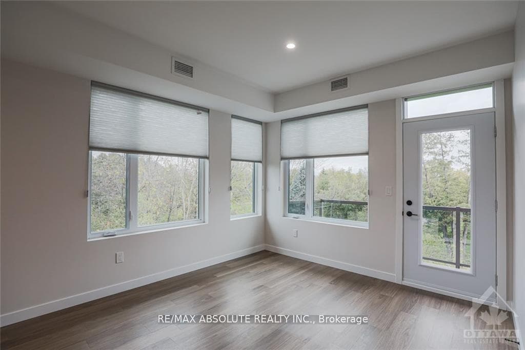5992 HAZELDEAN Road Unit 301 photo 9