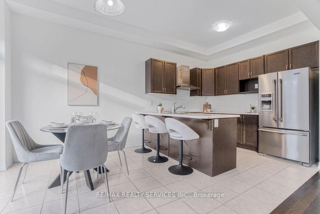 9 Copeman Avenue photo 15