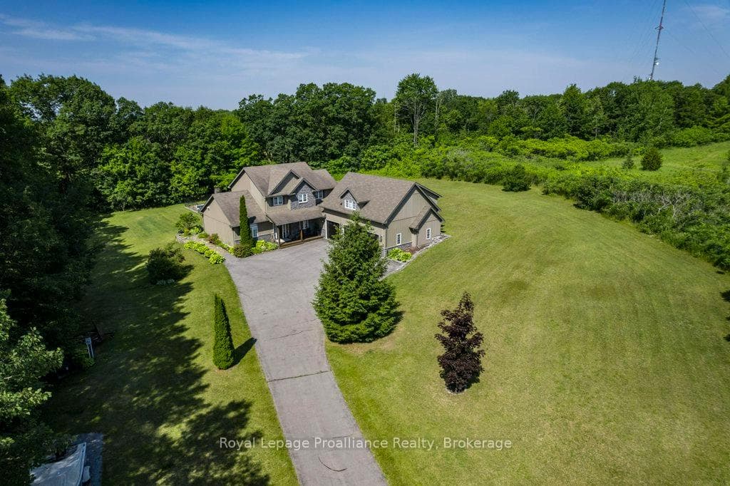 402 Fiddick Road photo 2