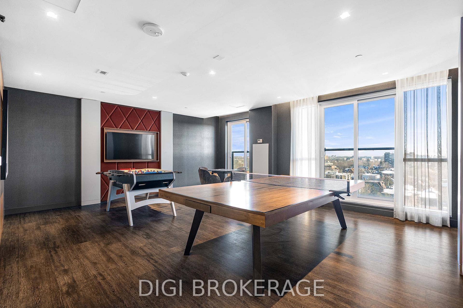 560 Rideau Street Unit 413 photo 5