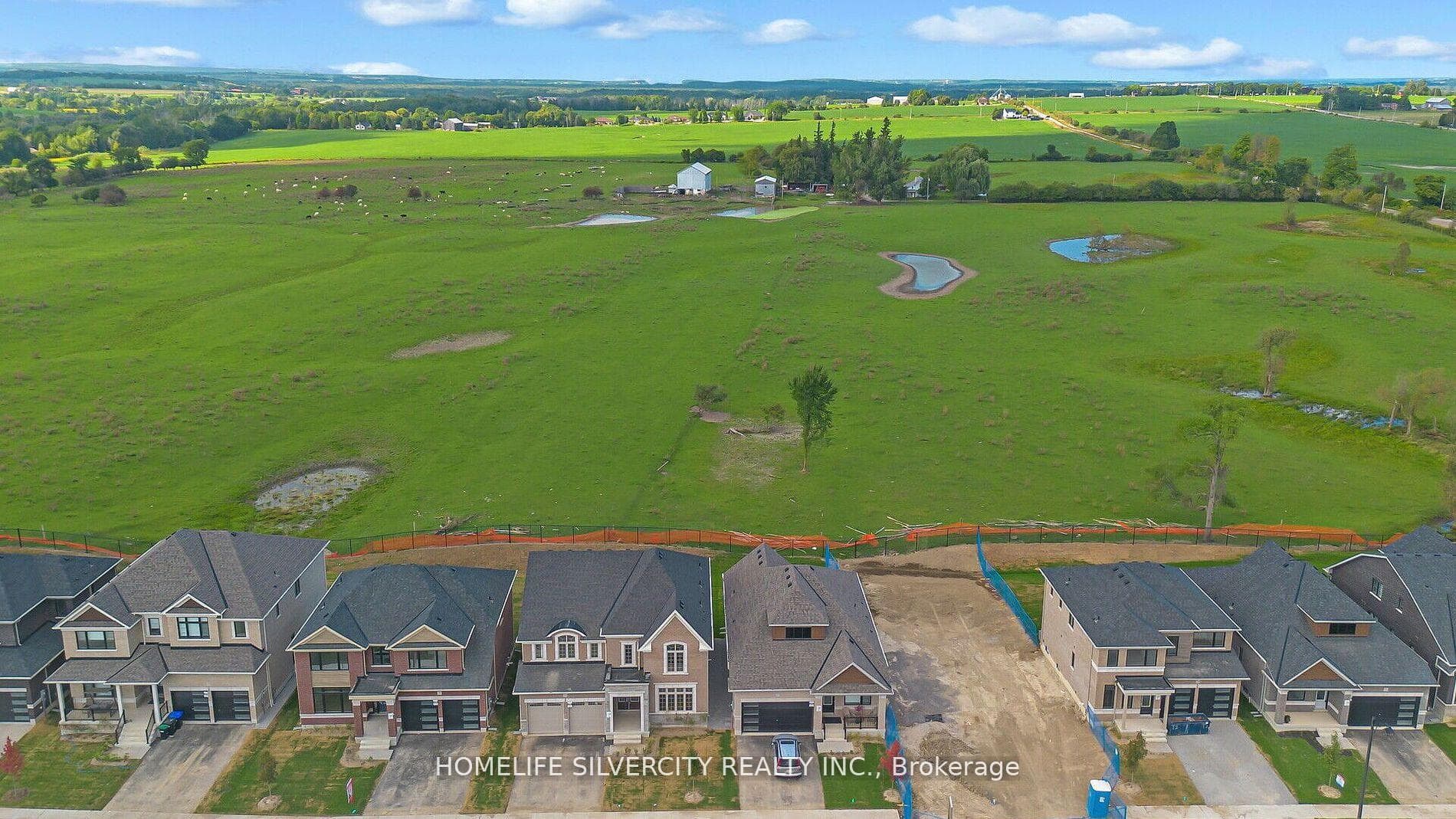 29 Sparrow Way photo 2