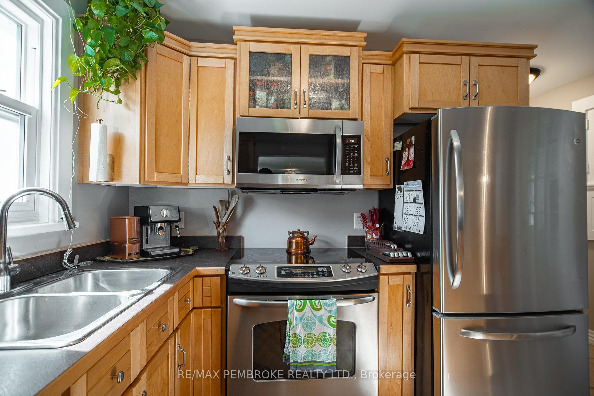 259 Isabella Street photo 21