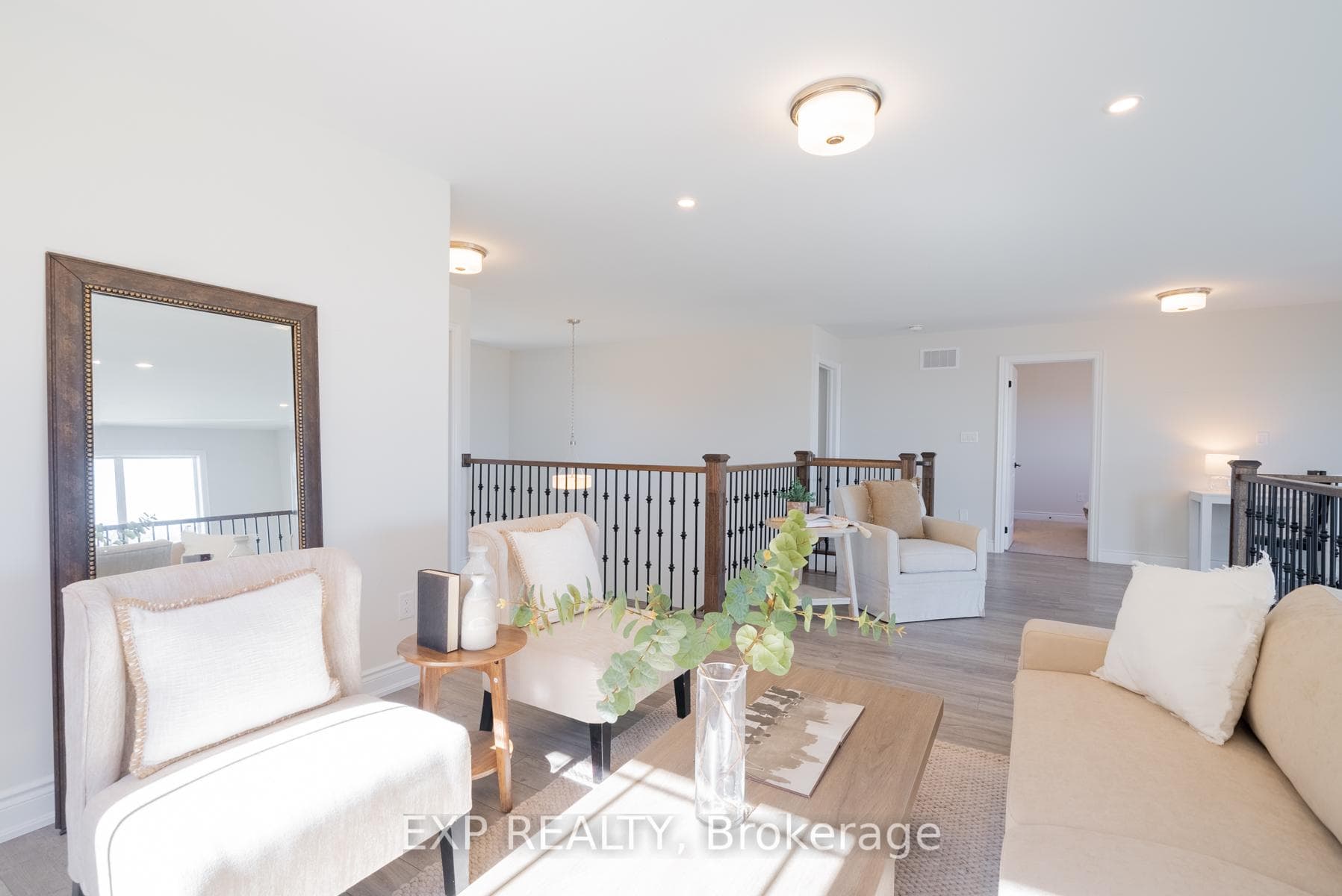 219 Strachan Street photo 16