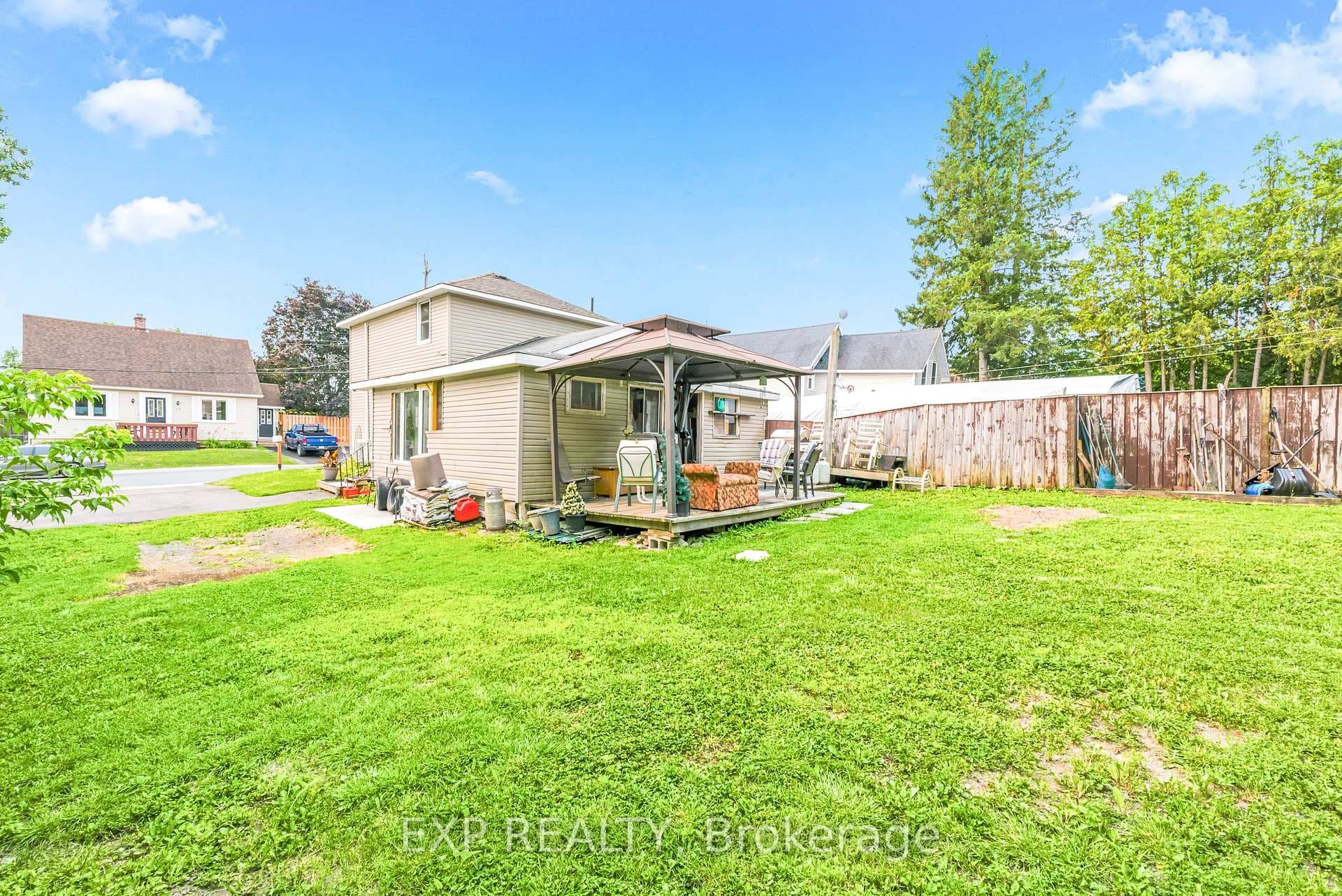 111 MACDONALD Street photo 7