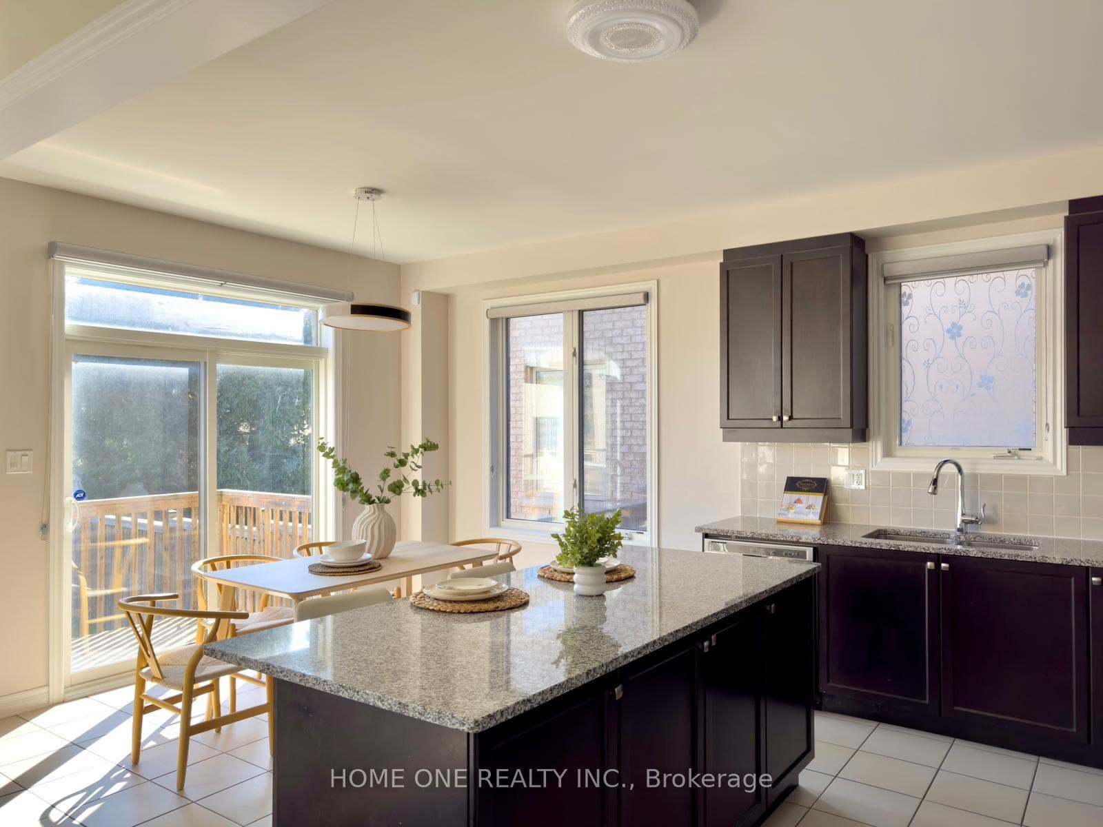 123 Braebrook Drive photo 4