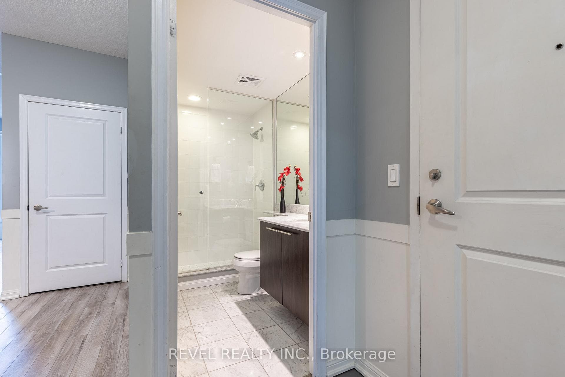 628 Fleet Street Unit 2903 photo 2