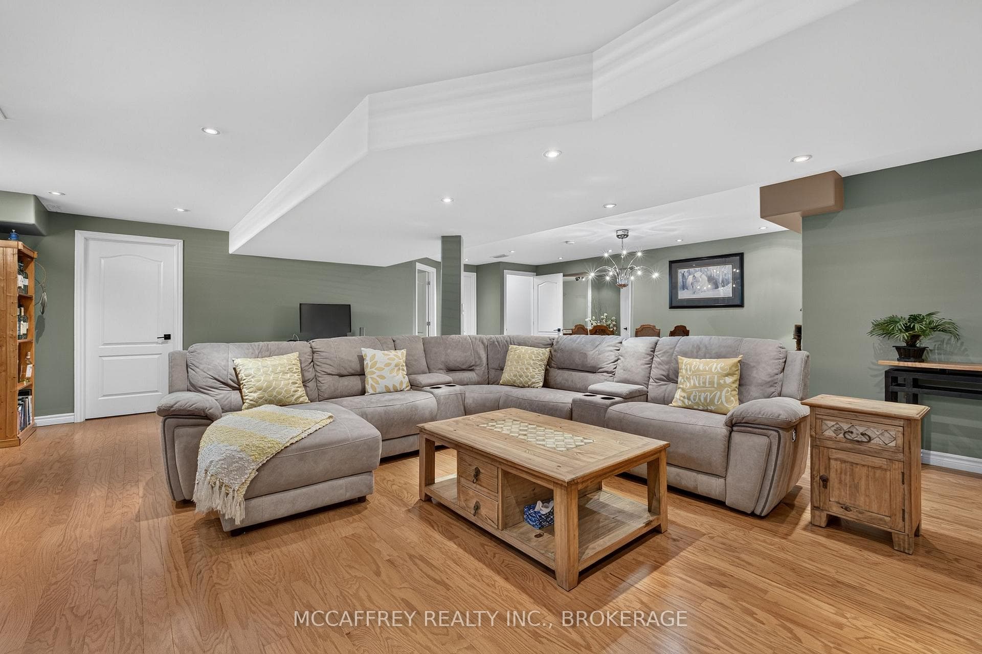 9 Hartwood Crescent photo 37
