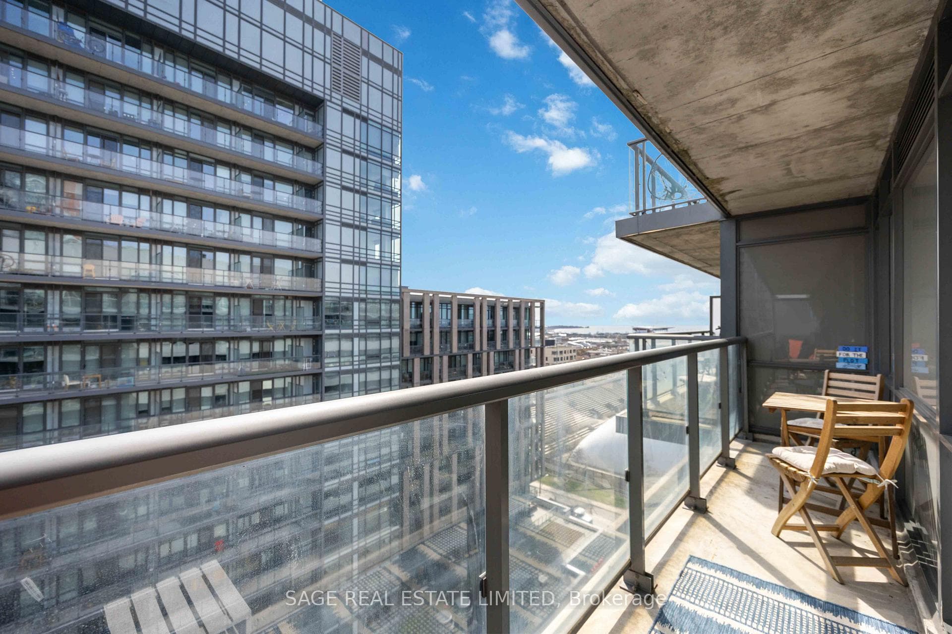 20 Joe Shuster Way Unit 1305 photo 24