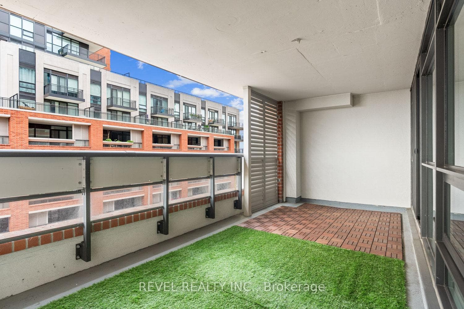 830 Lawrence Avenue Unit 510 photo 14