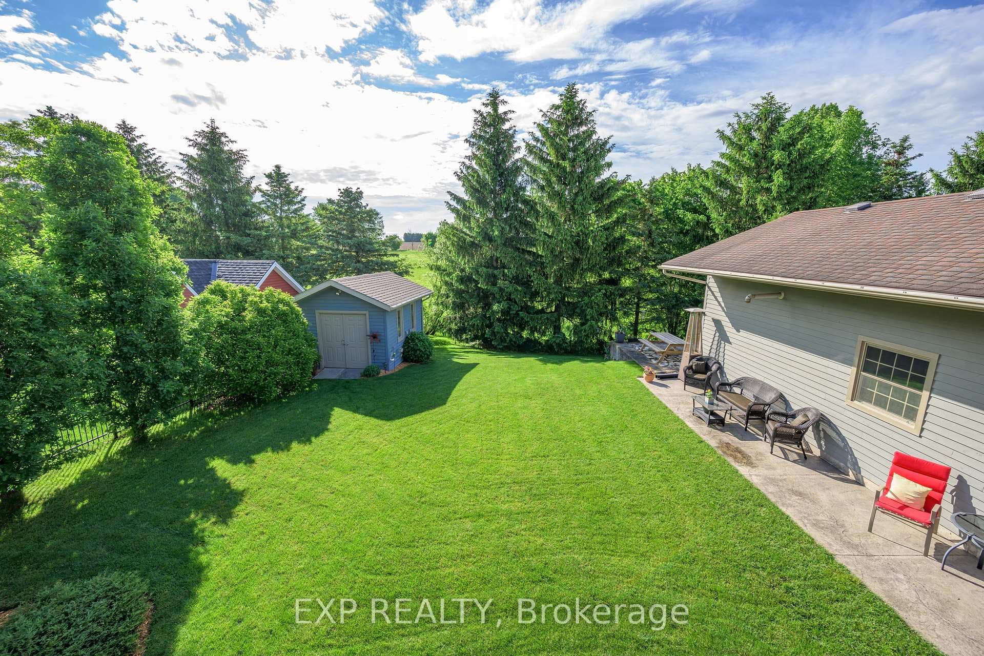 19 Meadowbrook Lane photo 9