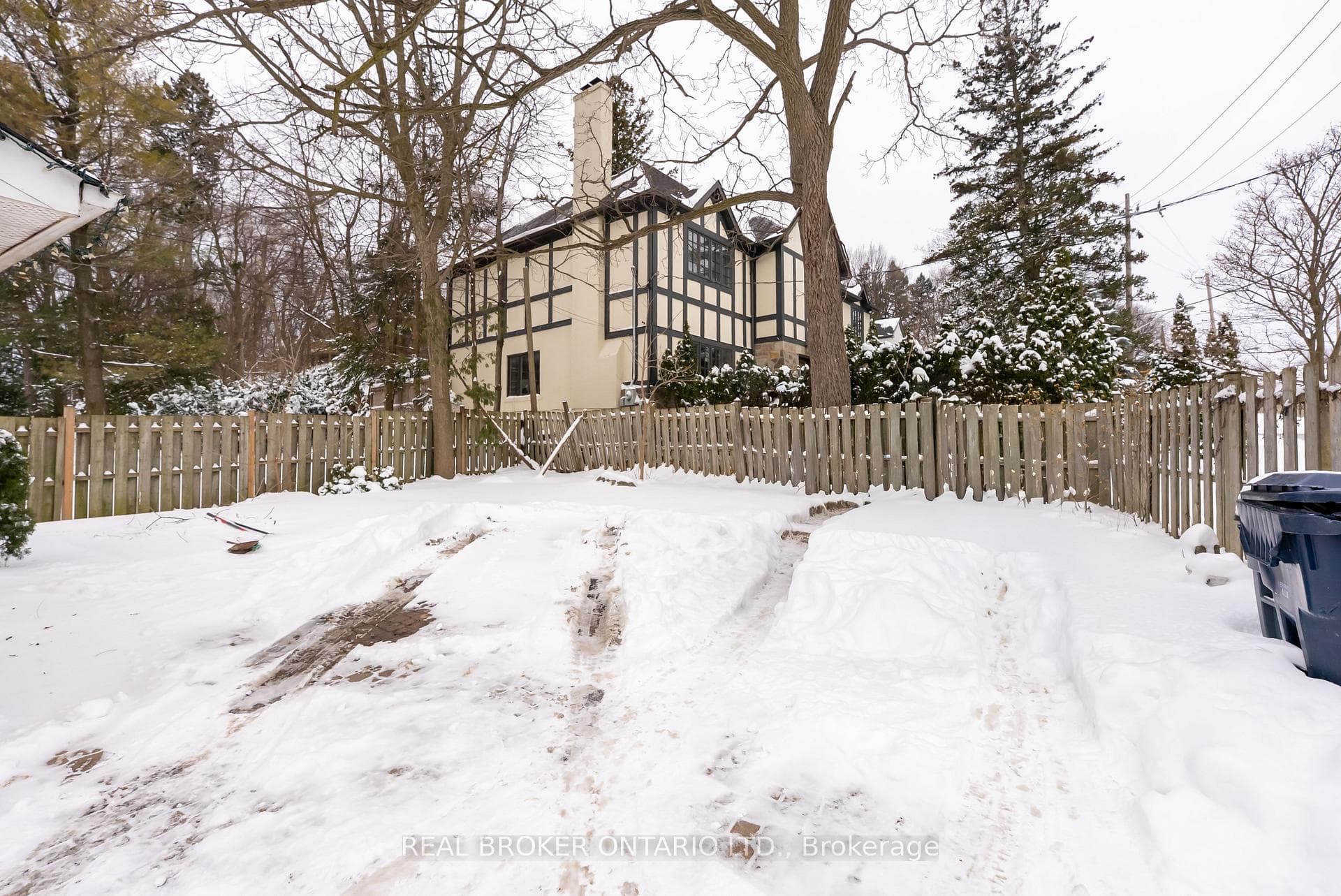 256 The Kingsway N/A Unit BSMT photo 28