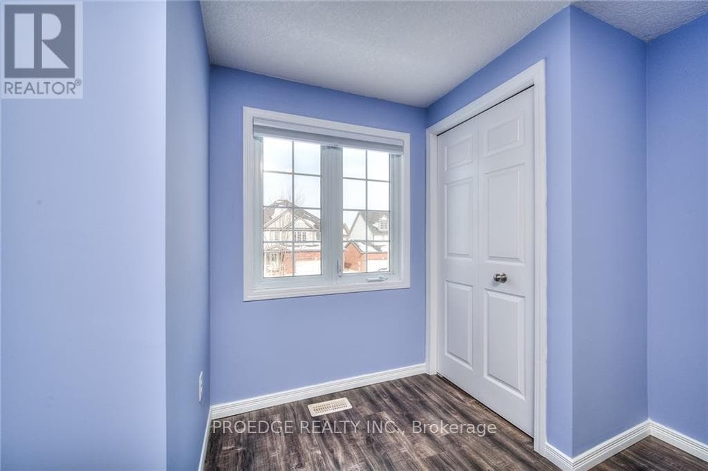 595 Goldthread Street photo 20