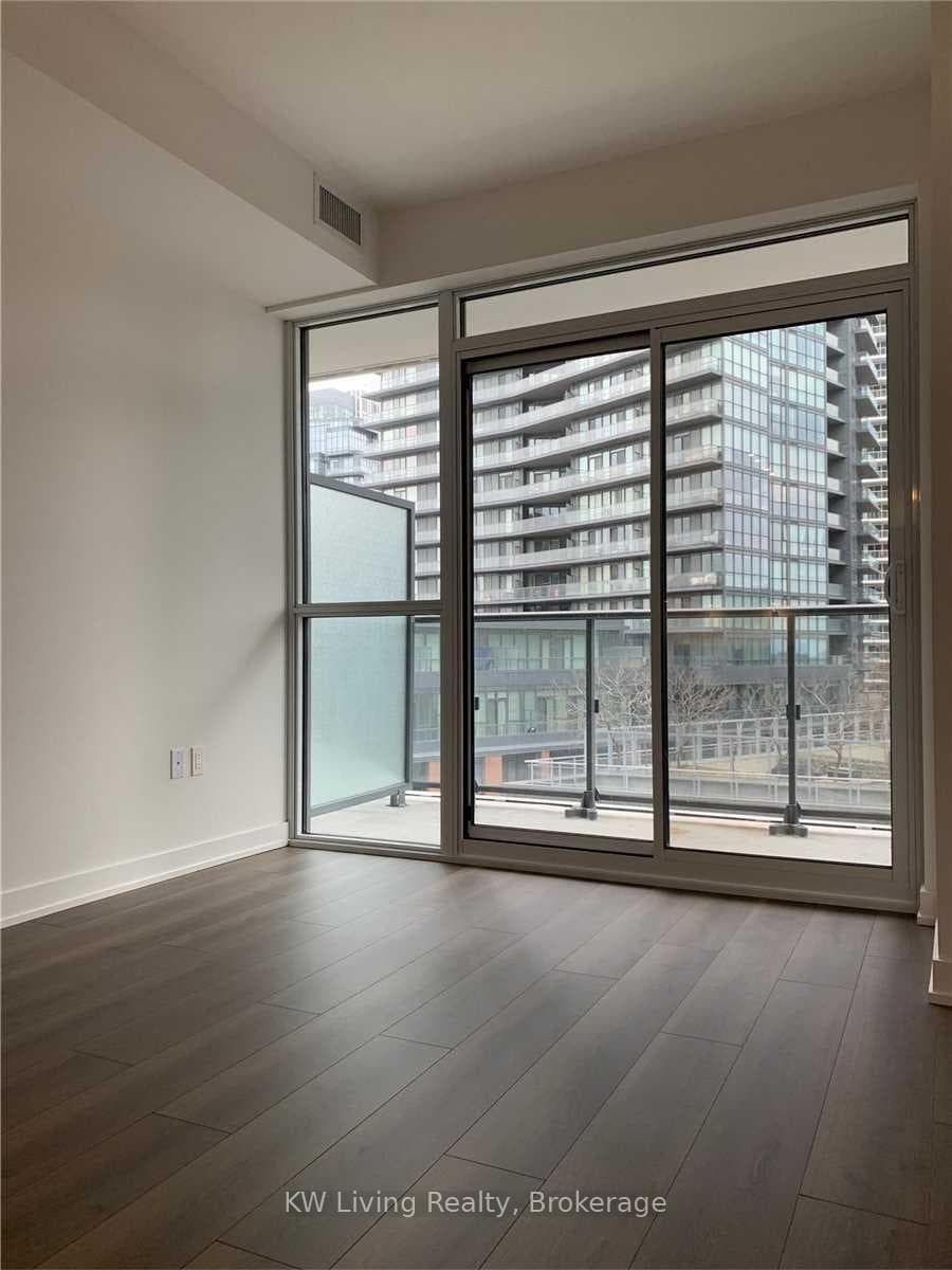 38 Iannuzzi Street Unit 909 photo 13