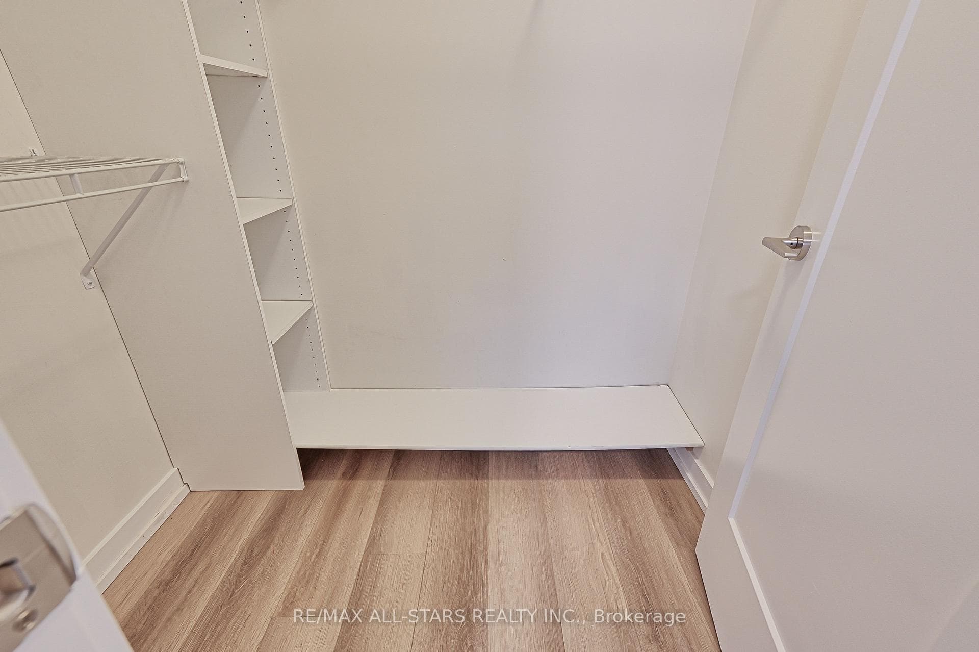1350 Kingston Road Unit 202 photo 14