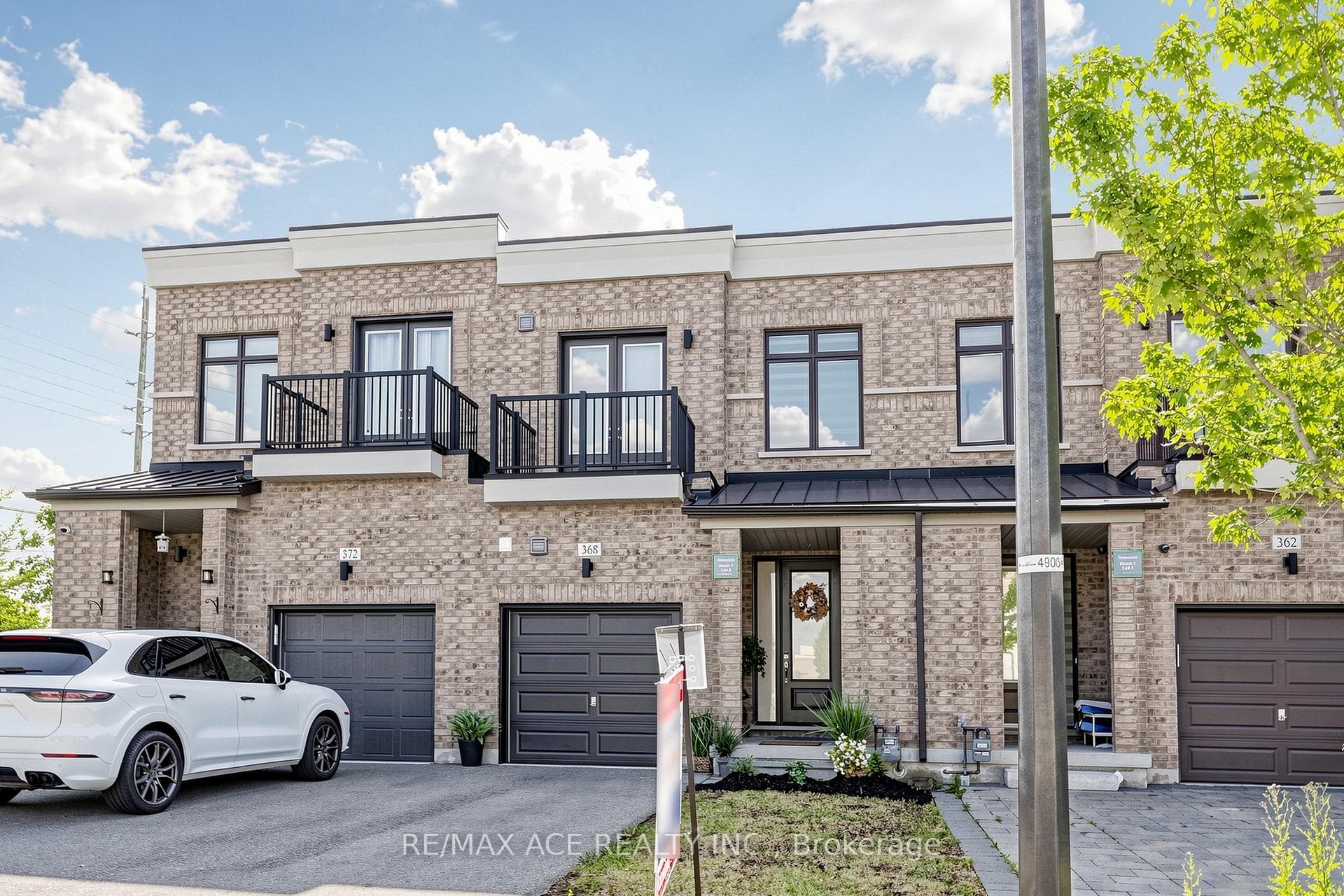 368 Elyse Court photo 2