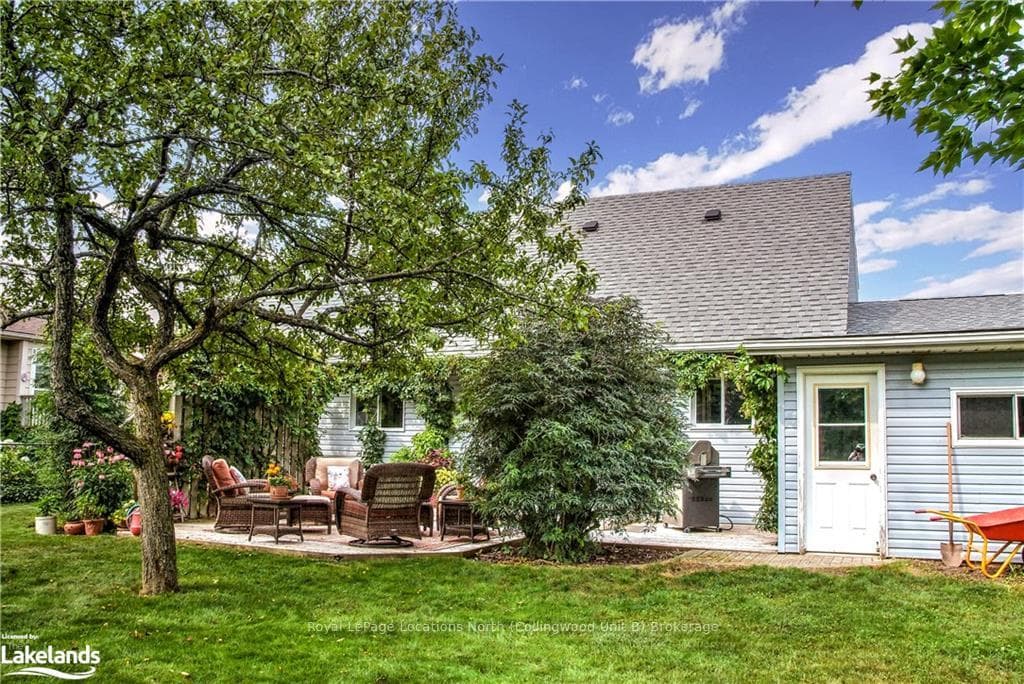 13 COUNTRY Crescent photo 38