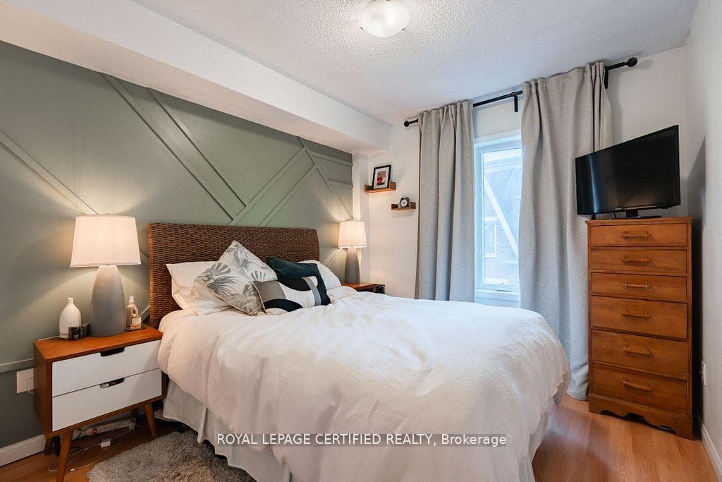 22 Laidlaw Street Unit 1222 photo 13