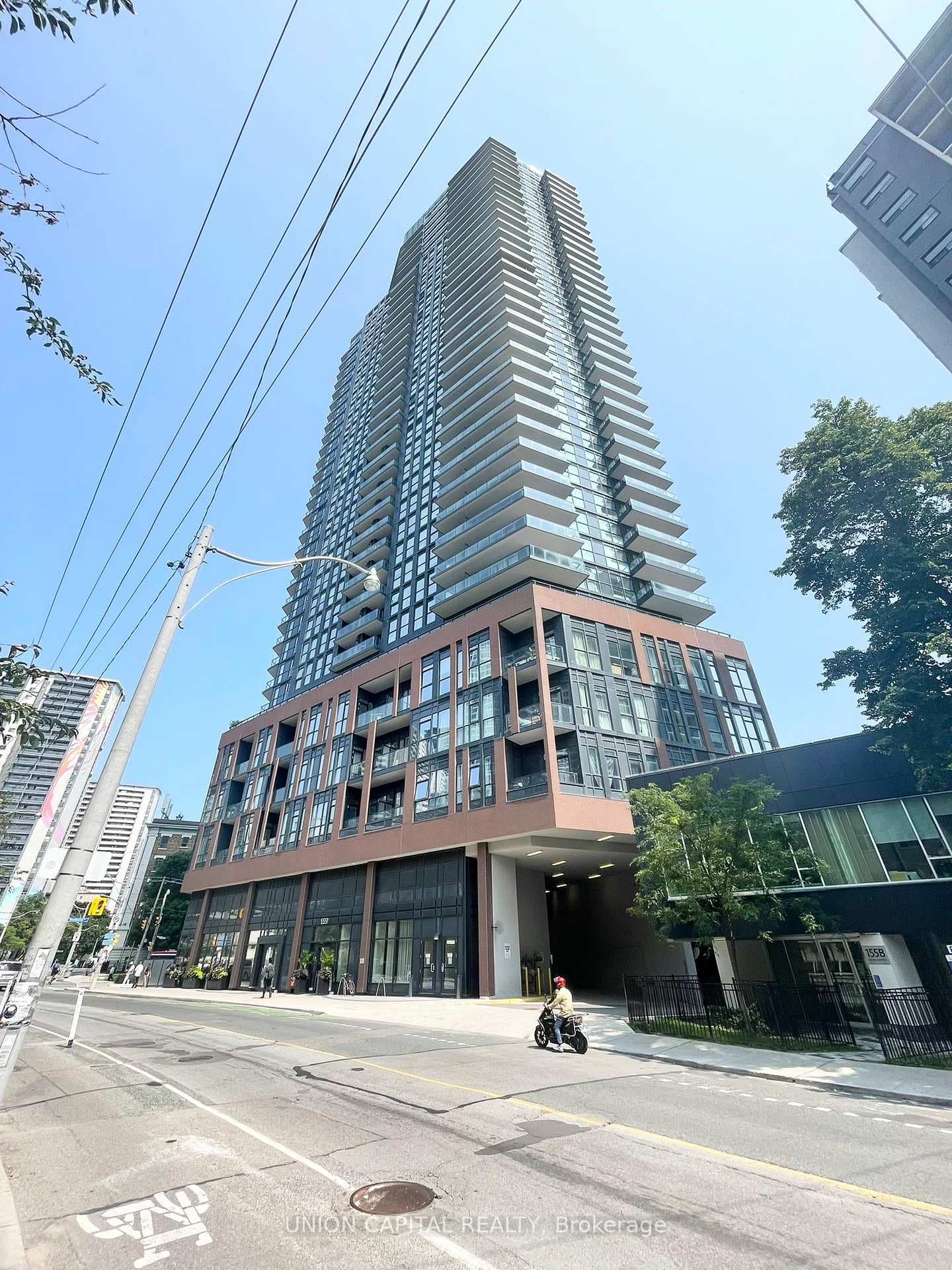 159 WELLESLEY Street Unit 3308 photo 2