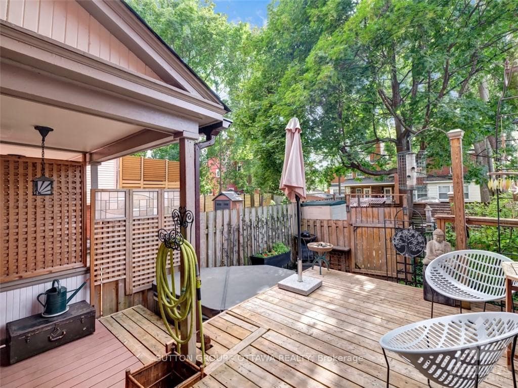 180 MCGILLIVRAY Street photo 6