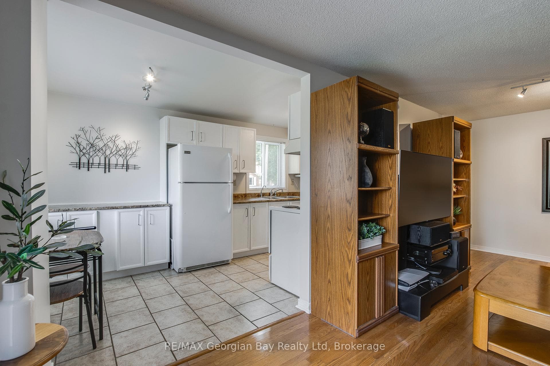 easy flow floor plan