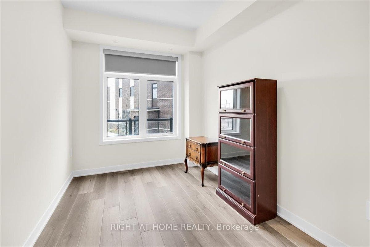 755 Omega Drive Unit 221 photo 11