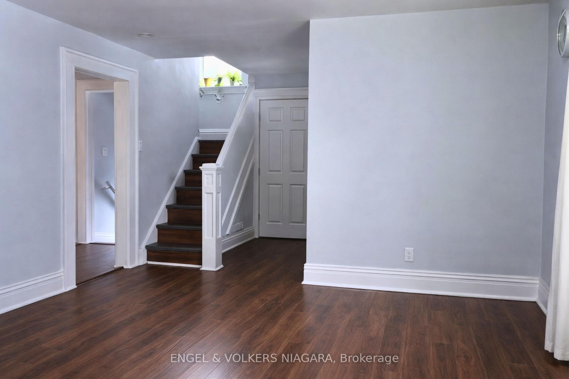 4752 Crawford Place photo 7