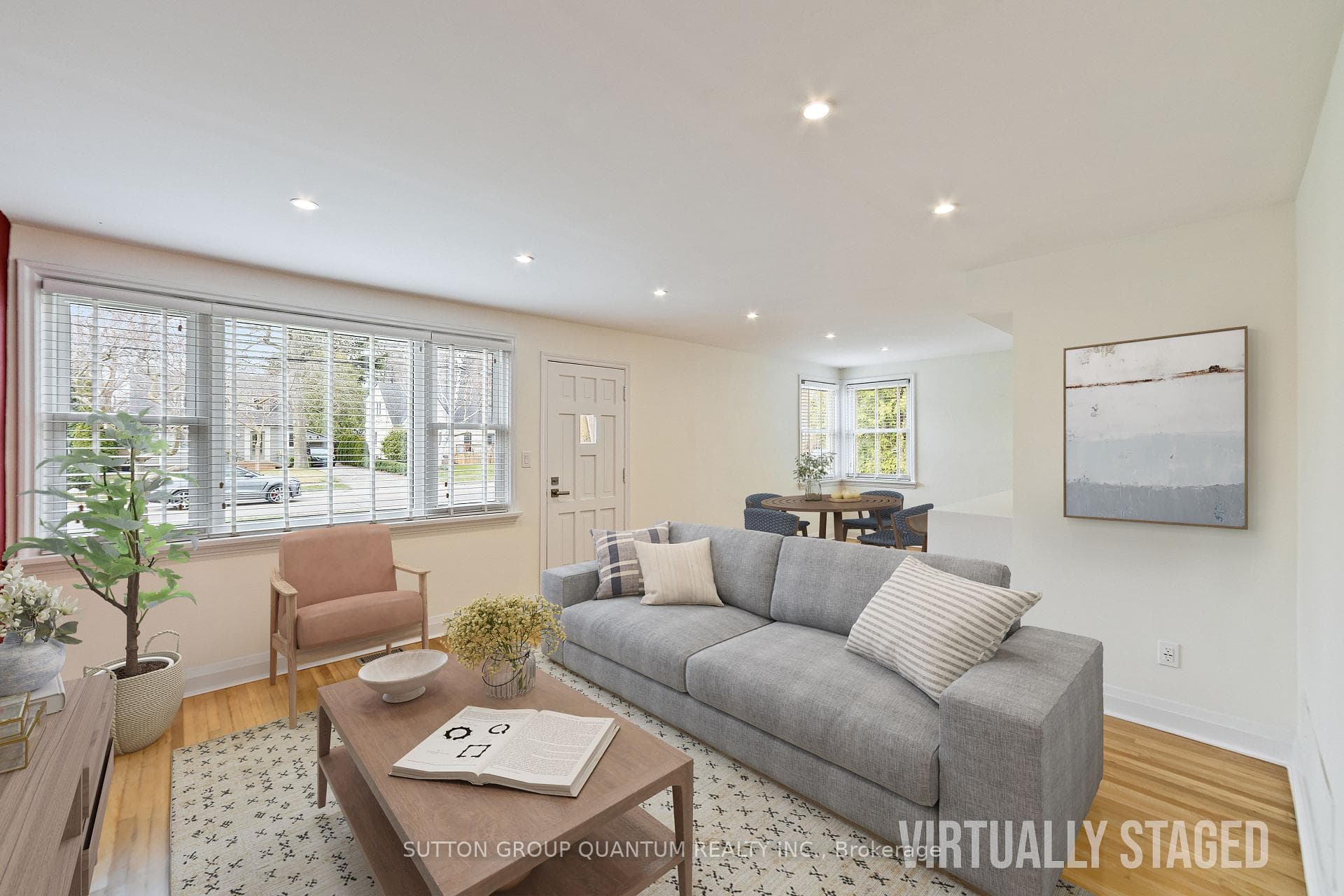 407 Queen Mary Drive photo 10