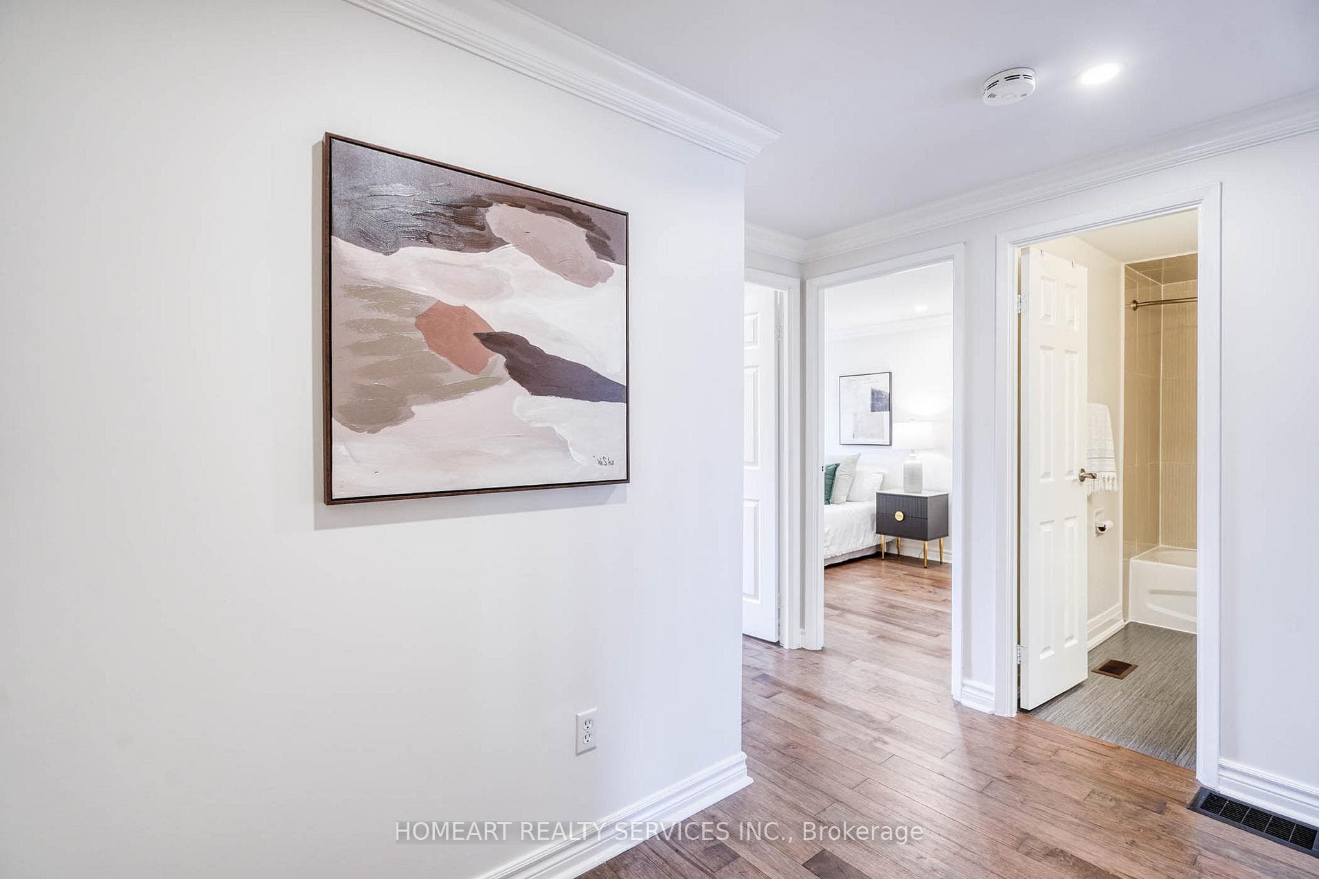 2 Camelot Way photo 19