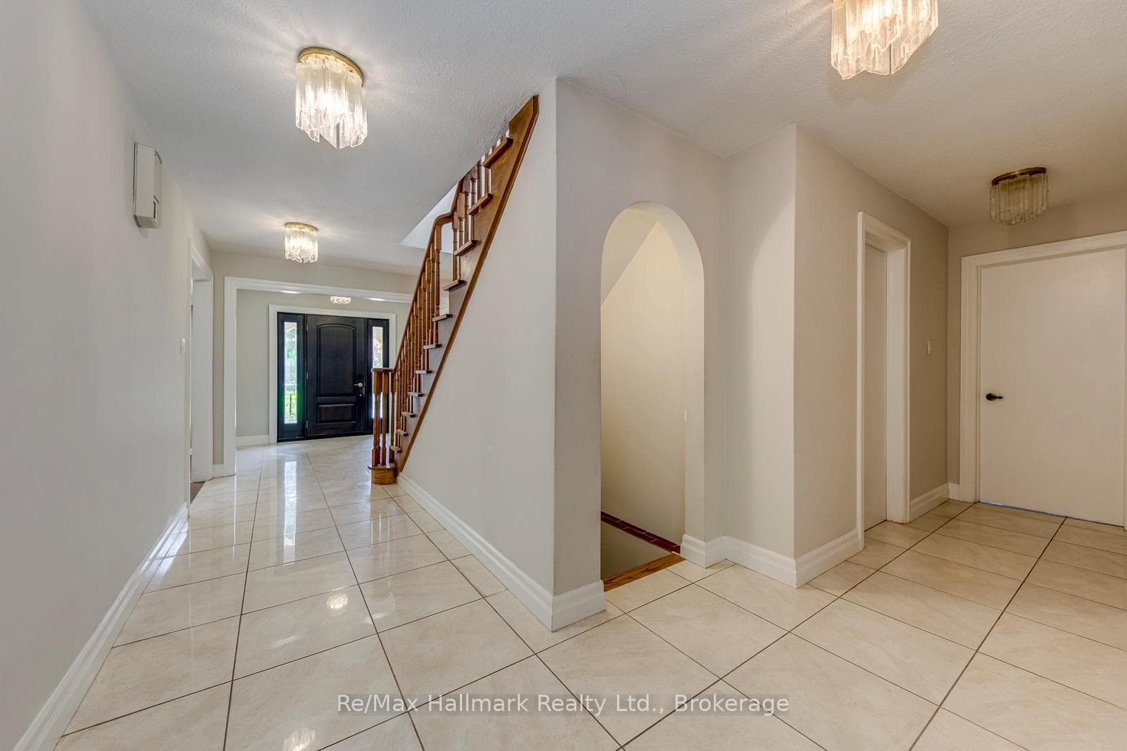 2251 Bennington Gate photo 4