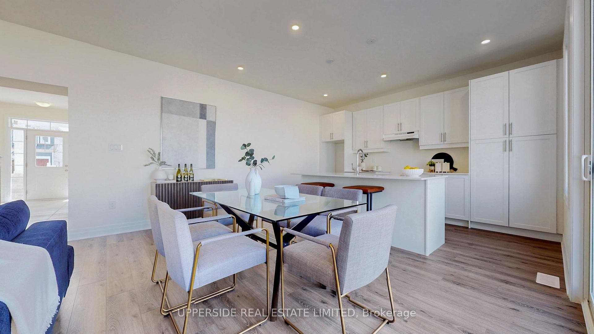 17 Shapira Avenue photo 10