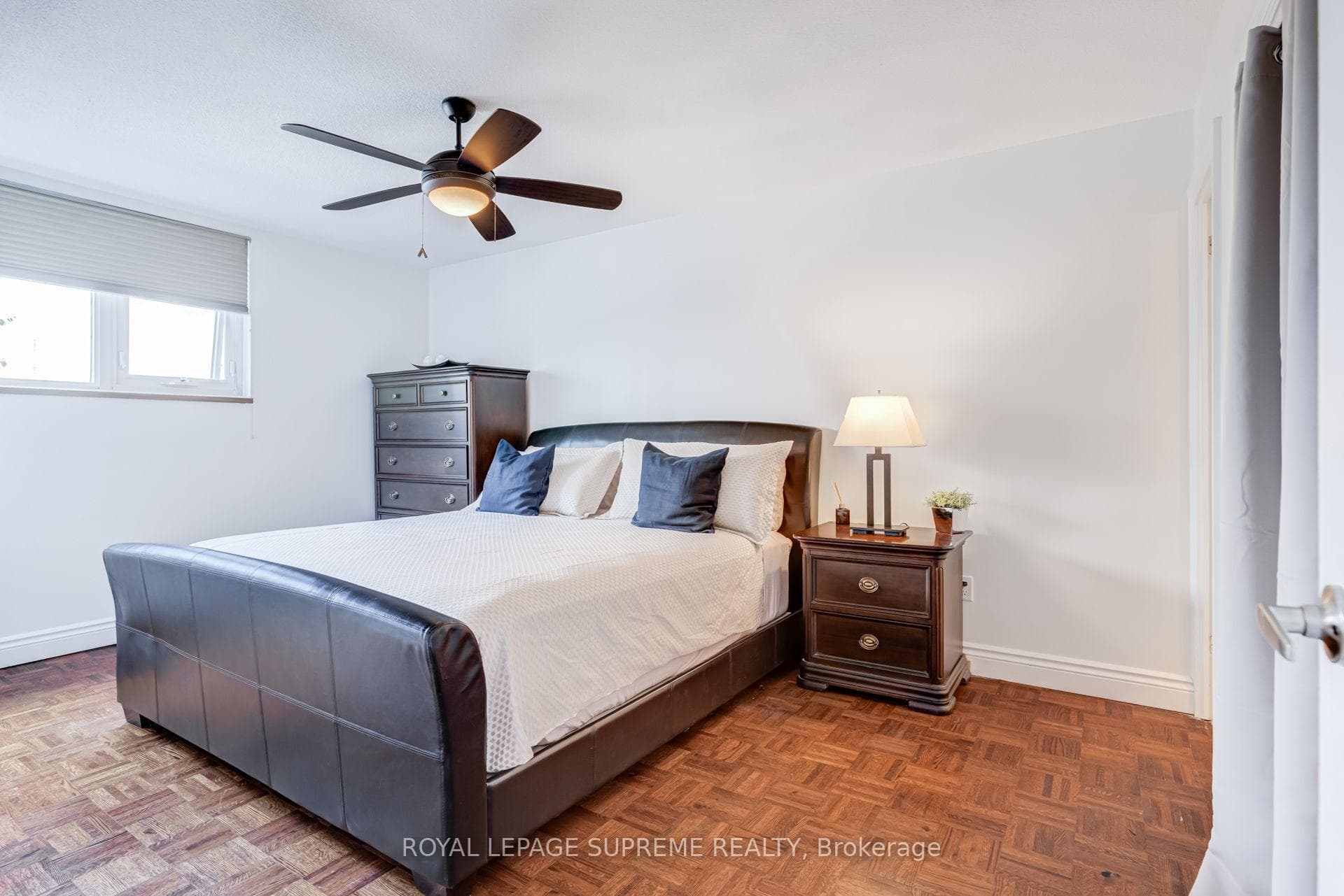 250 Scarlett Road Unit 305 photo 27