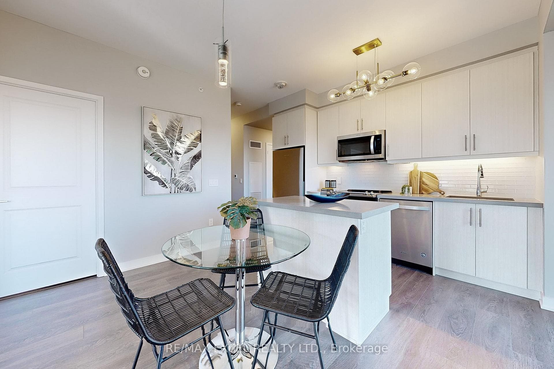 85 ONEIDA Crescent Unit 1009 photo 10