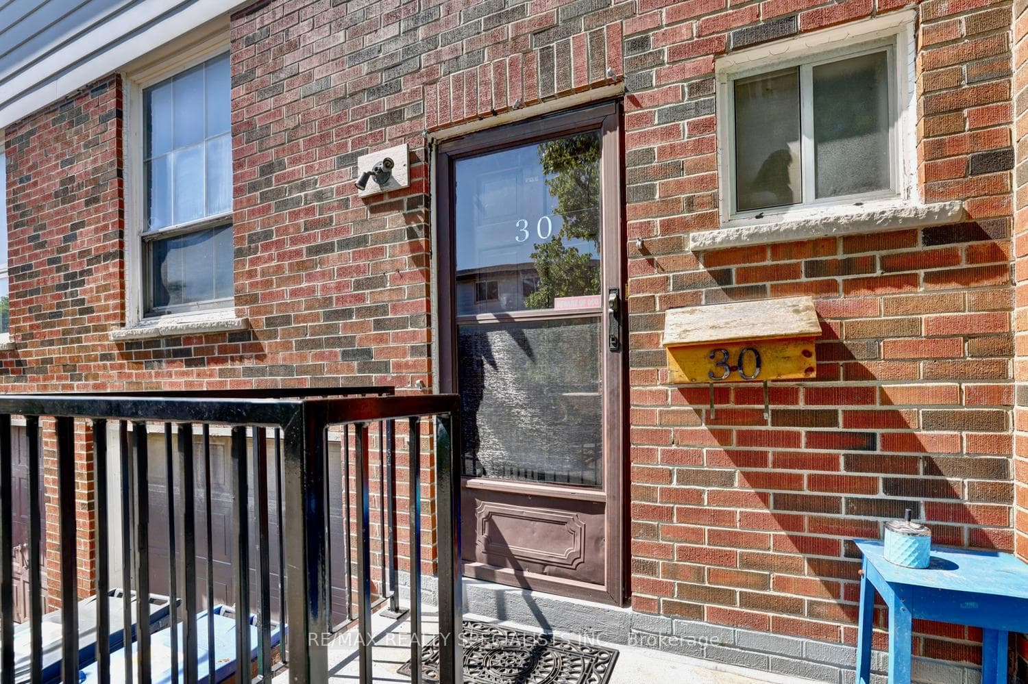 2445 Homelands Drive Unit 30 photo 4