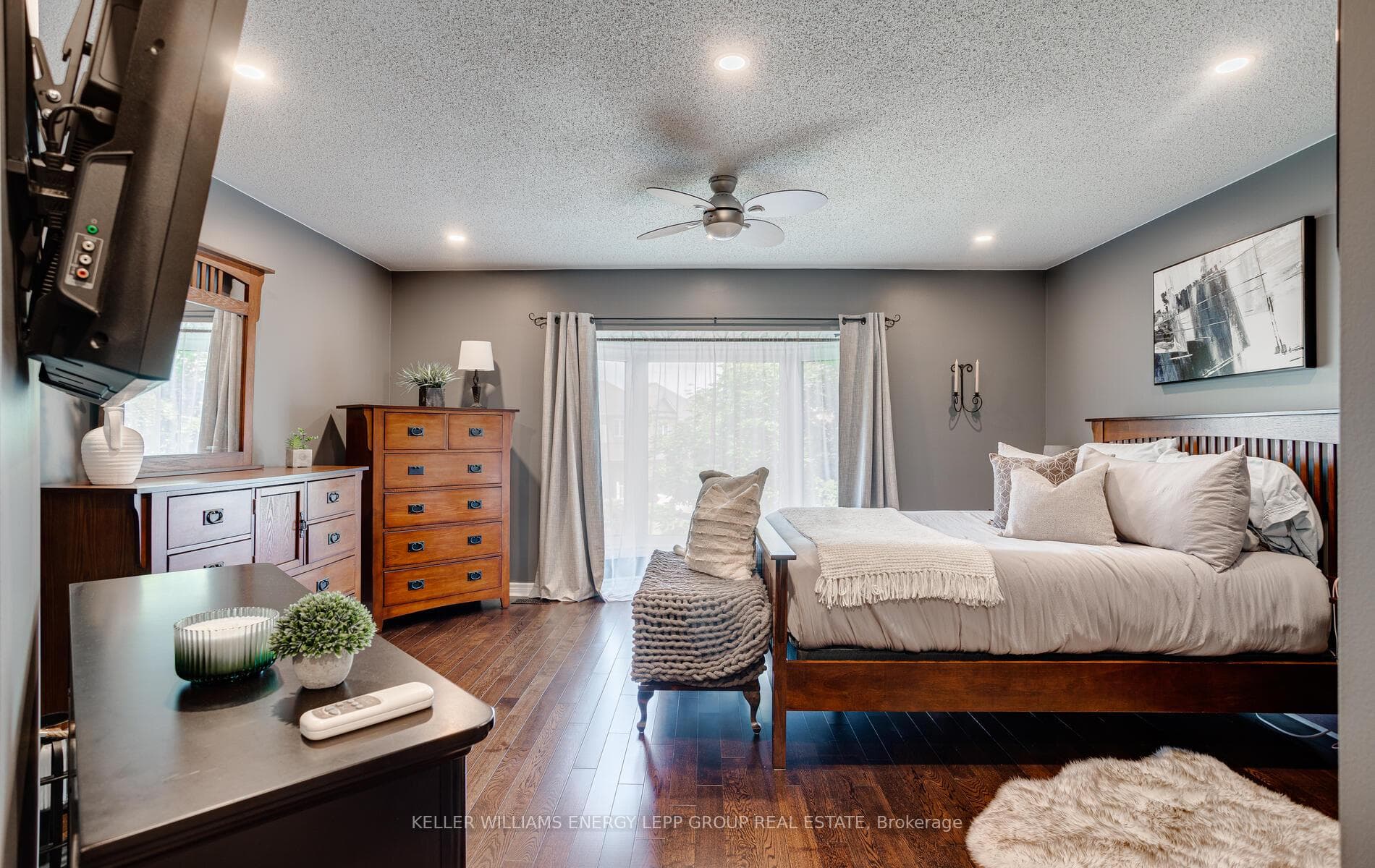 15 Castle Green Drive photo 26