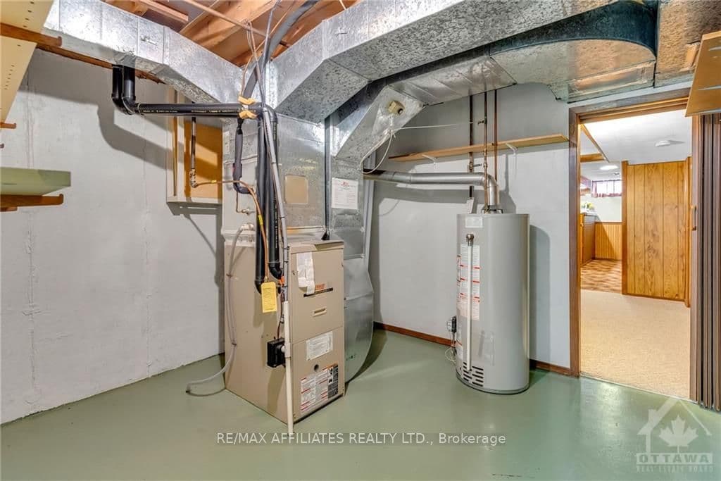 97 BENLEA Drive photo 24