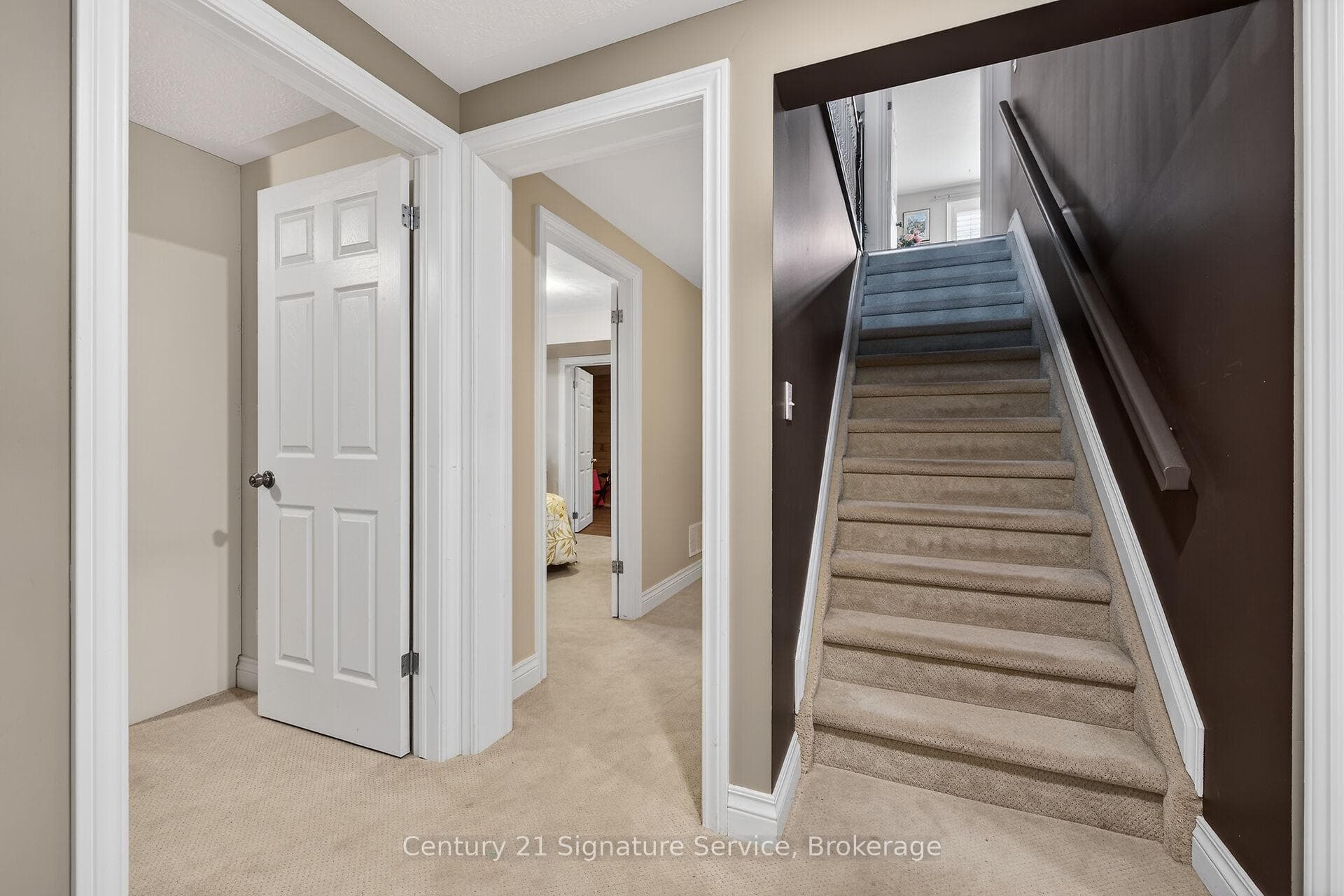 7 Schneider Drive photo 24