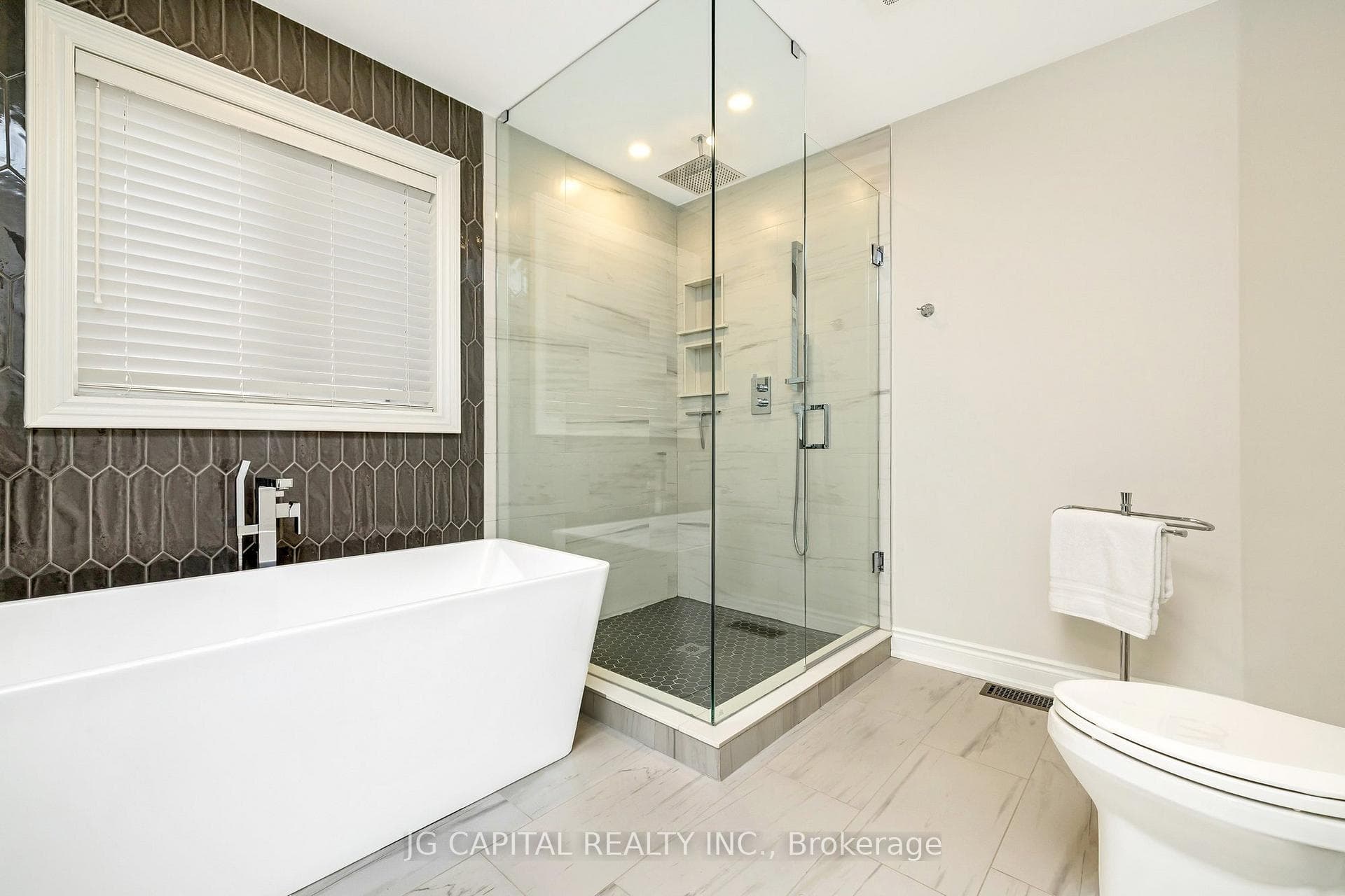 1154 Woodington Lane photo 28