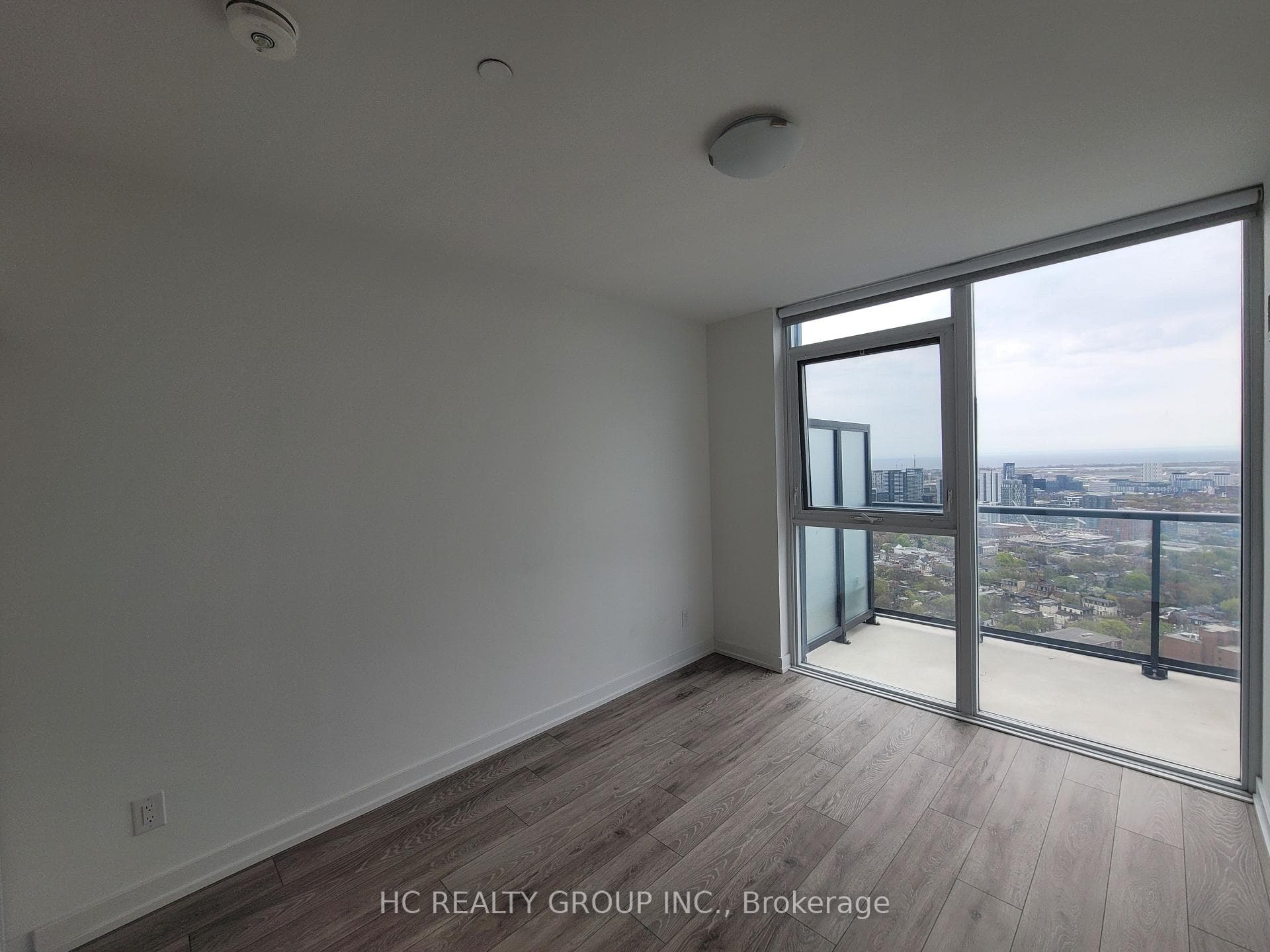 159 Wellesley Street Unit Ph 04 photo 5