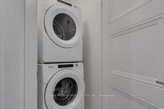 3200 William Coltson Avenue Unit 318 photo 22