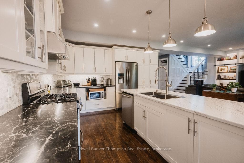 39 Riverside Avenue photo 14