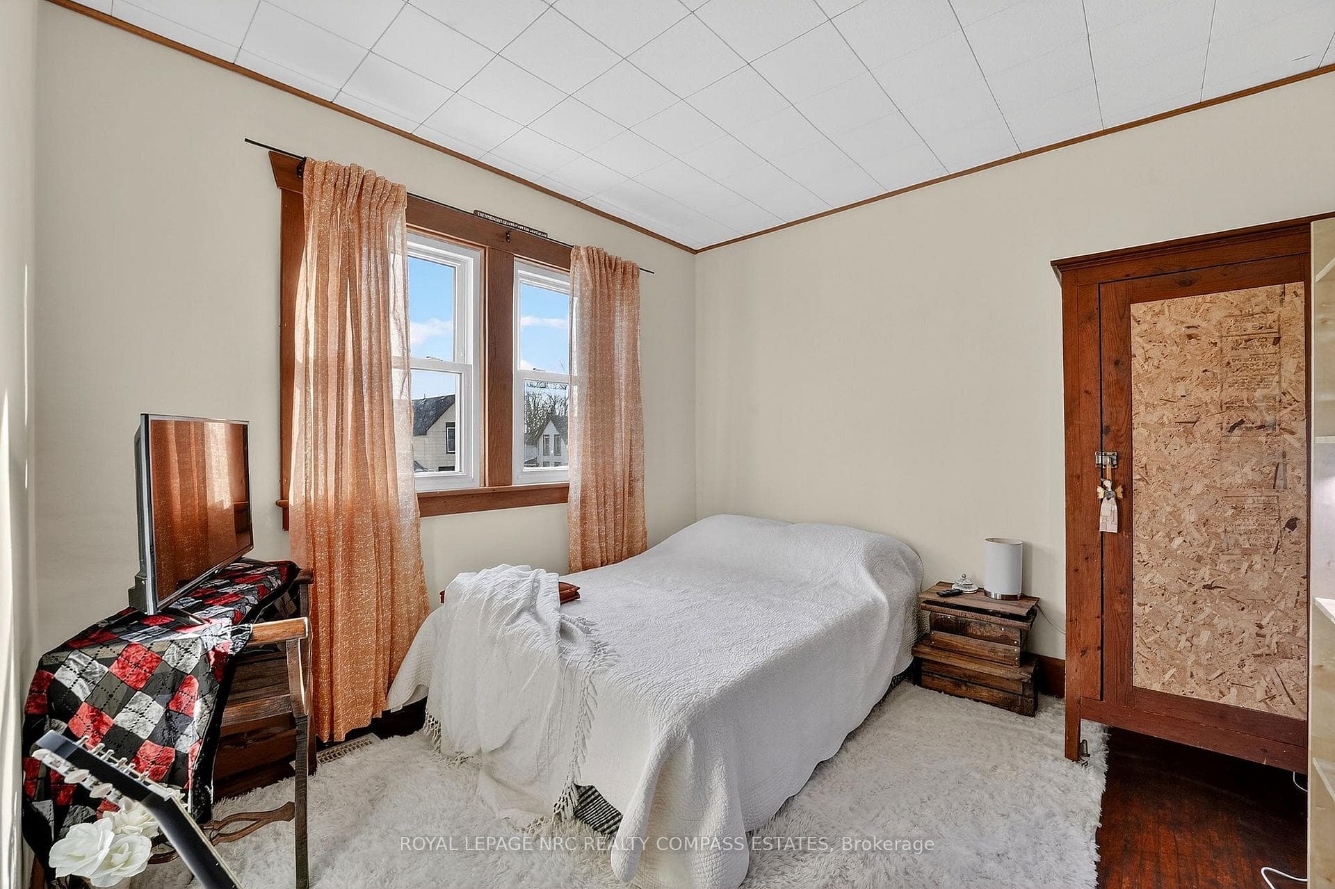 234 Jarvis Street photo 34
