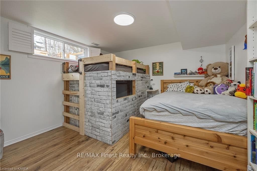 90 BRAEMAR Road photo 34
