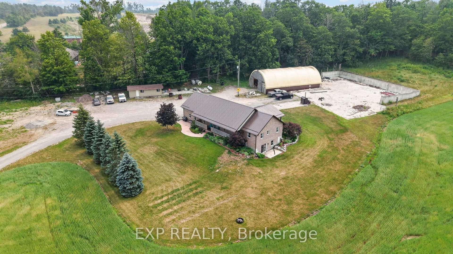 2415 County 46 Road photo 2