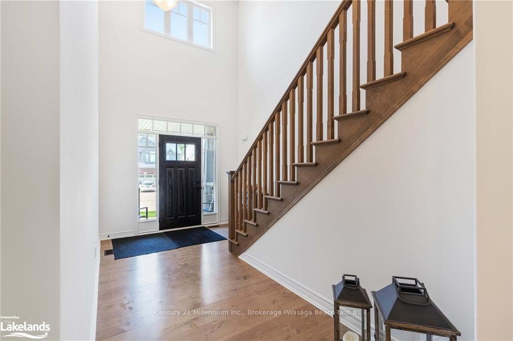 135 PLEWES Drive photo 7